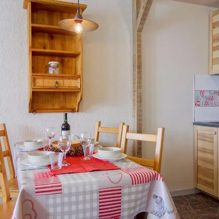 Daire Le Prariond - Val Claret-6 By Interhome Tignes
